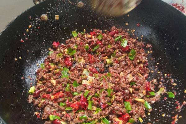 香辣牛肉的做法图解4