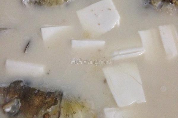 鱼头豆腐汤的做法图解6