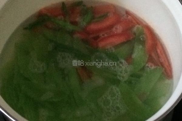 翡翠虾仁的做法图解4