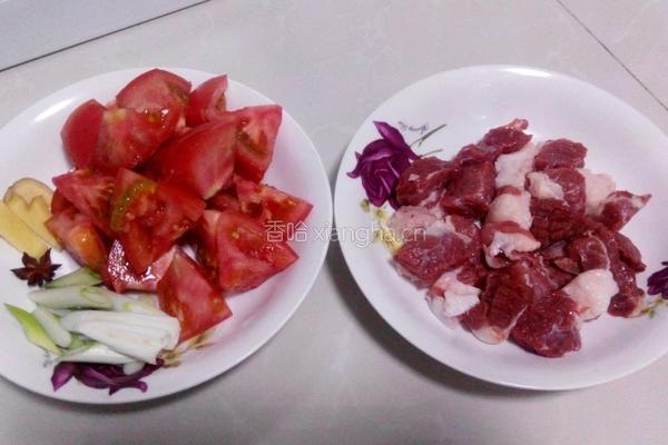 西红柿牛肉汤的做法图解1