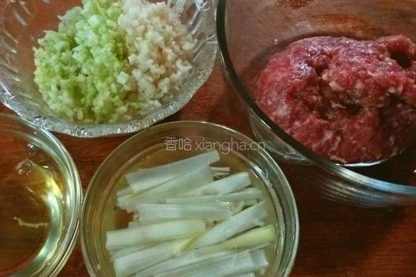 莲藕蕃茄牛肉丸（私房菜）的做法图解2
