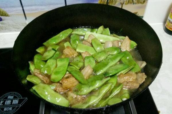 五花肉炖豆角的做法图解8