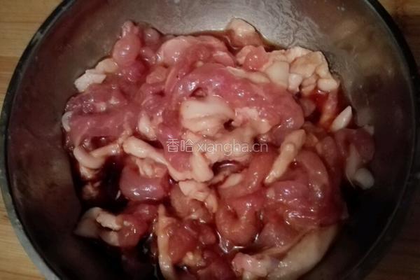 木耳肉丝的做法图解3