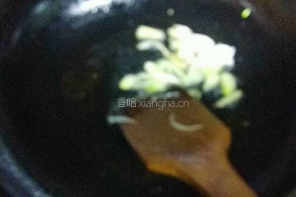 青椒炒香菇的做法图解5