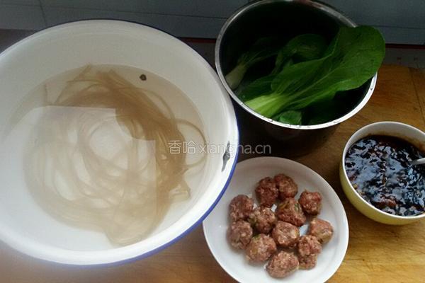 沙锅羊肉丸子的做法图解1