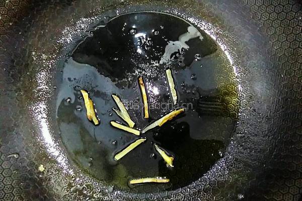 酒香焖牛腩的做法图解3