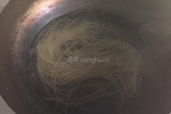焦溜素丸子的做法图解2