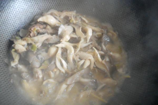 平菇炒肉的做法图解10