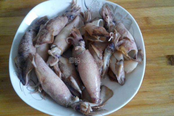 萝卜条炖乌子的做法图解1