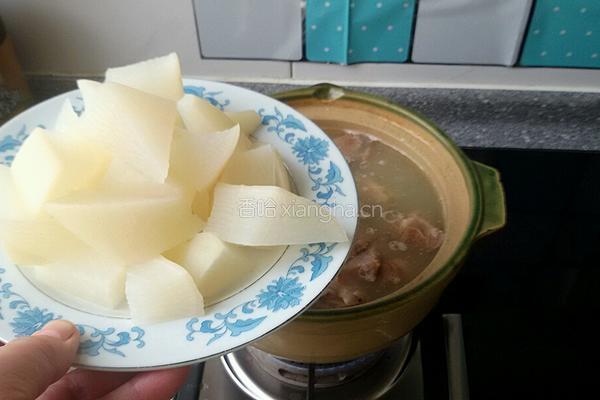 清汤羊肉萝卜煲的做法图解7