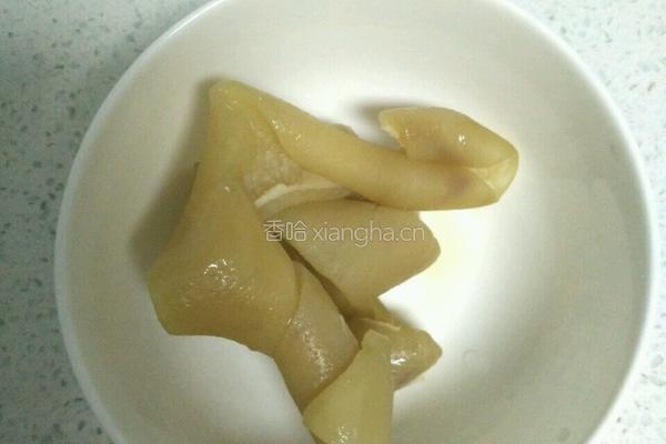 凉拌猪皮的做法图解3