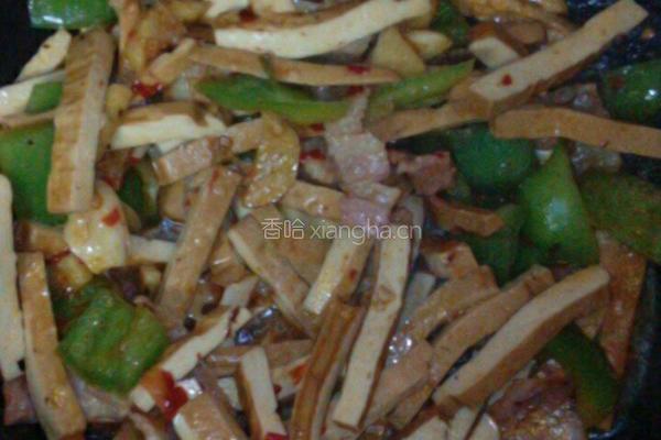 豆干炒腊肉的做法图解8