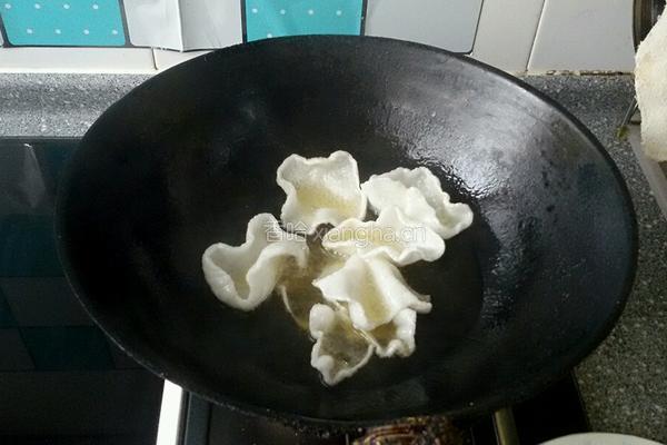炸虾片的做法图解2