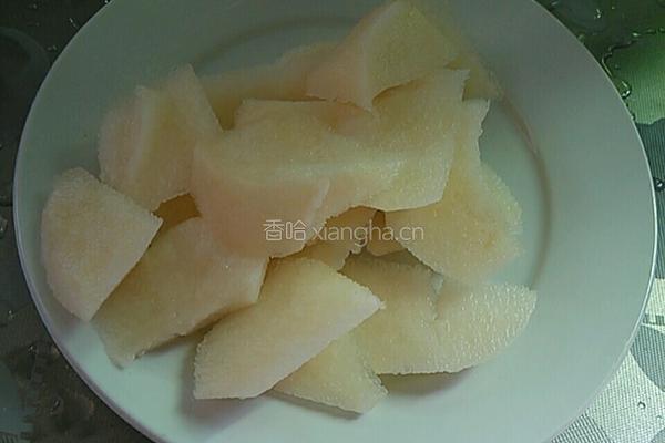 银耳雪梨羹的做法图解4
