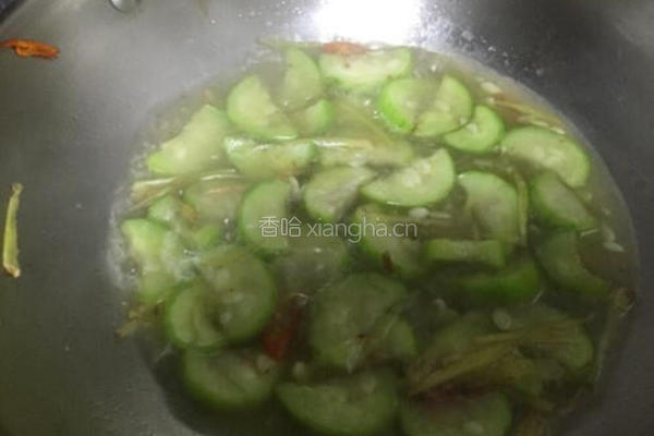 蛤蜊丝瓜的做法图解8