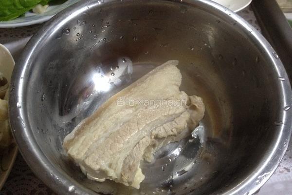 蒜泥白肉的做法图解3