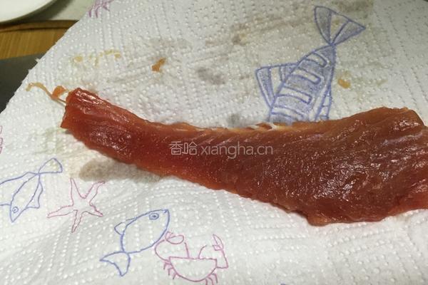 煎金枪鱼的做法图解3