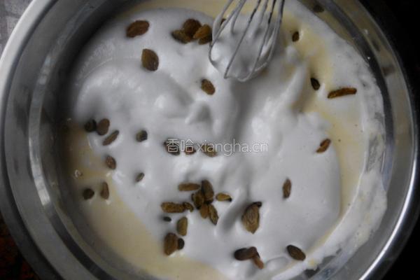 葡萄干蛋糕的做法图解5