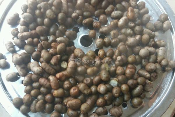 拔丝山药豆的做法图解2