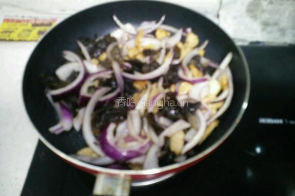 木耳洋葱炒肉的做法图解6
