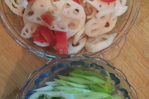 素炒藕片的做法图解1