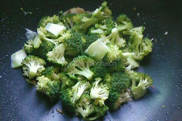 蚝油西兰花的做法图解4