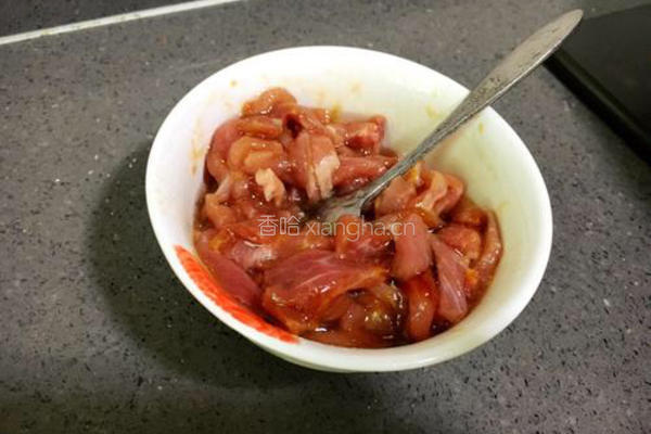 洋葱炒肉丝的做法图解3