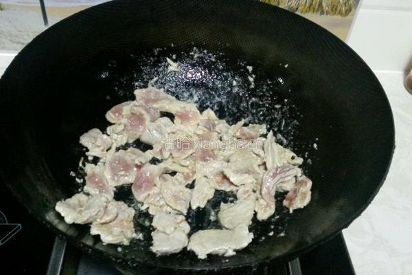 黄瓜溜肉片的做法图解4