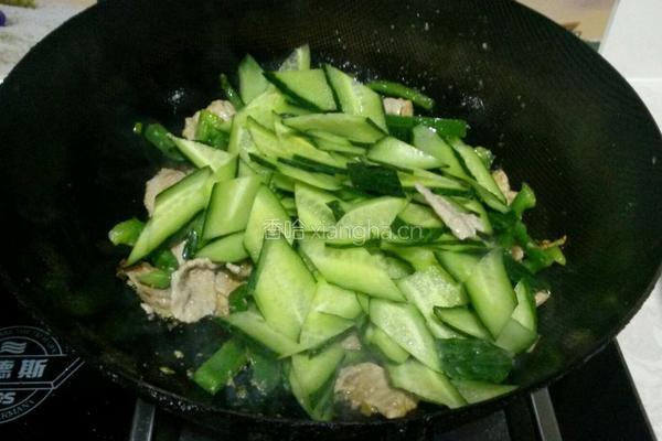黄瓜溜肉片的做法图解8