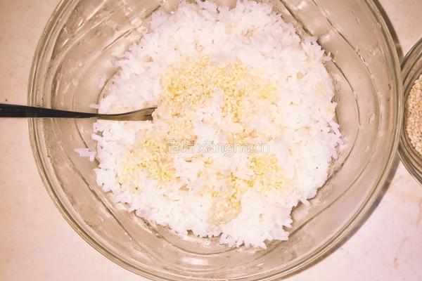 紫菜包饭的做法图解3