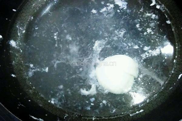 桂花酒酿水潽蛋的做法图解4