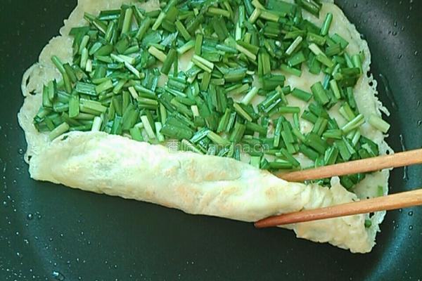 韭菜卷饼的做法图解9