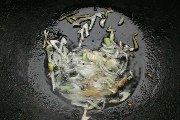 西红柿炒卷心菜的做法图解4