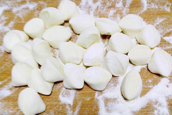 葫子鸡蛋水饺的做法图解5