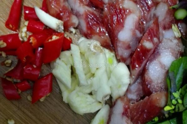 菜苔炒腊肉的做法图解1