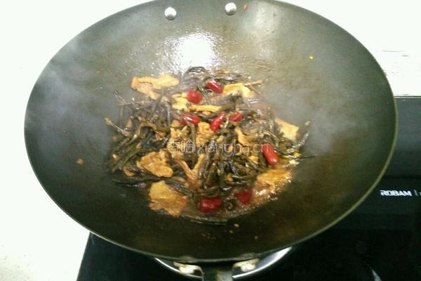 五花肉烧干豆角的做法图解8