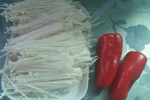 金针菇炒肉丝的做法图解1
