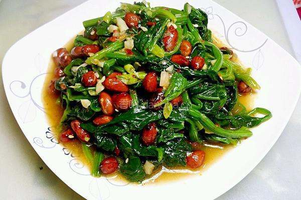 花生米拌菠菜