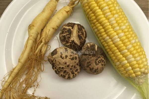 鲜人參冬菇玉米炒饭的做法图解1