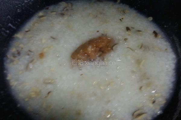 茶树菇青菜瘦肉粥的做法图解5