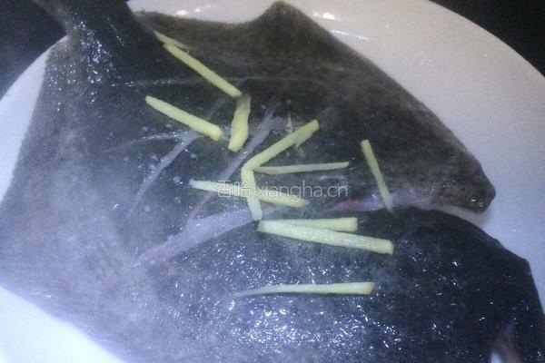 清蒸多宝鱼的做法图解3