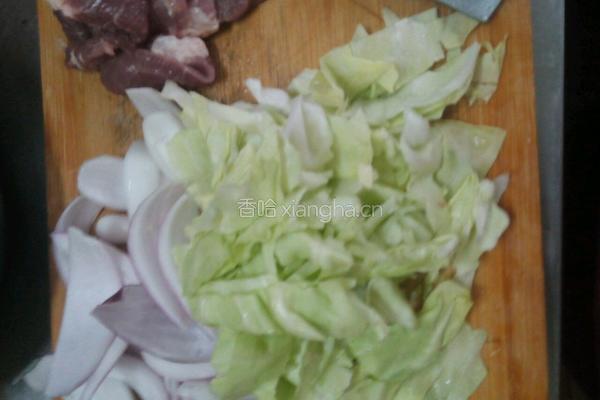 糖醋肉的做法图解1