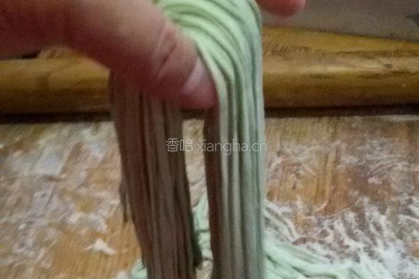 手擀蔬菜面的做法图解14