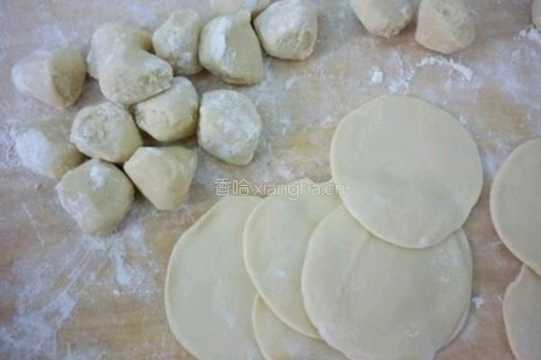 翅膀蒸饺的做法图解2