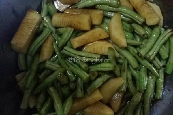 土豆豆角焖面的做法图解3