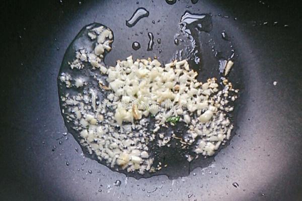 蒜蓉菠菜的做法图解4