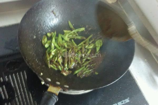 虾酱炒豆角的做法图解5