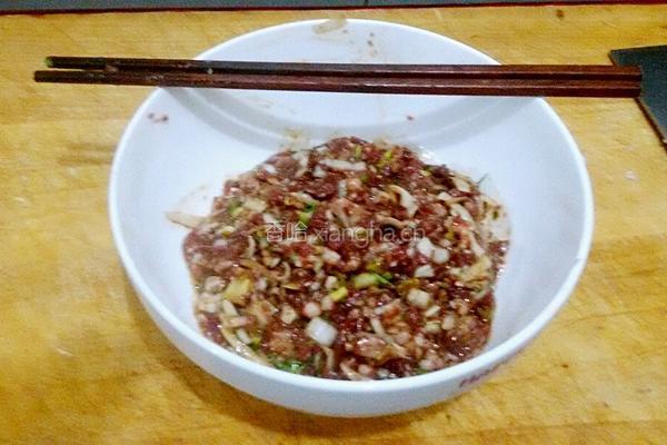 小笼包子的做法图解4