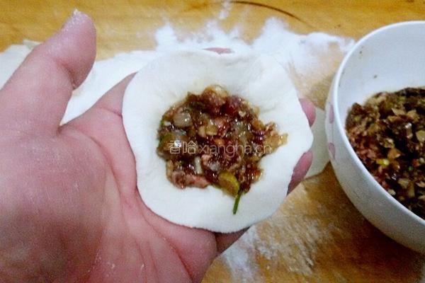 小笼包子的做法图解9