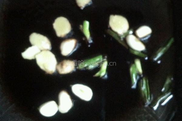 鲫鱼豆腐的做法图解3